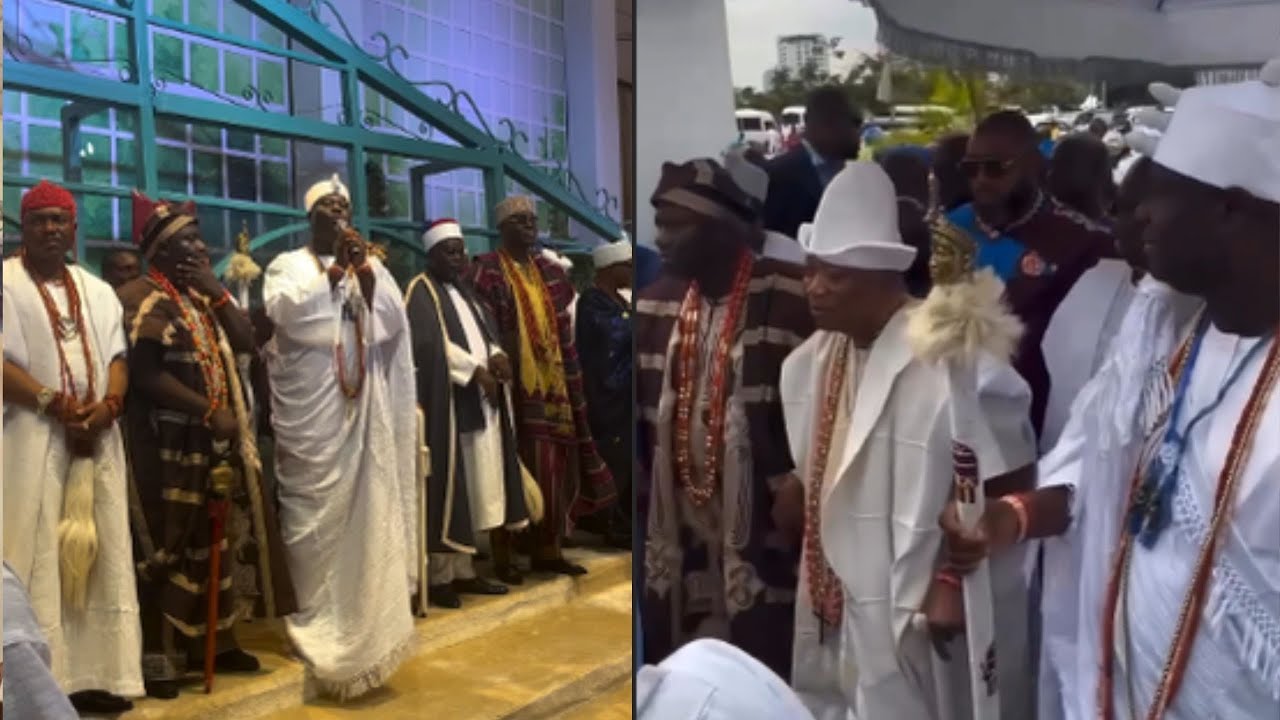 Moment Ooni of Ife sings with Alaafin of Oyo at Baba Ijebu birthday that has got many talking #love