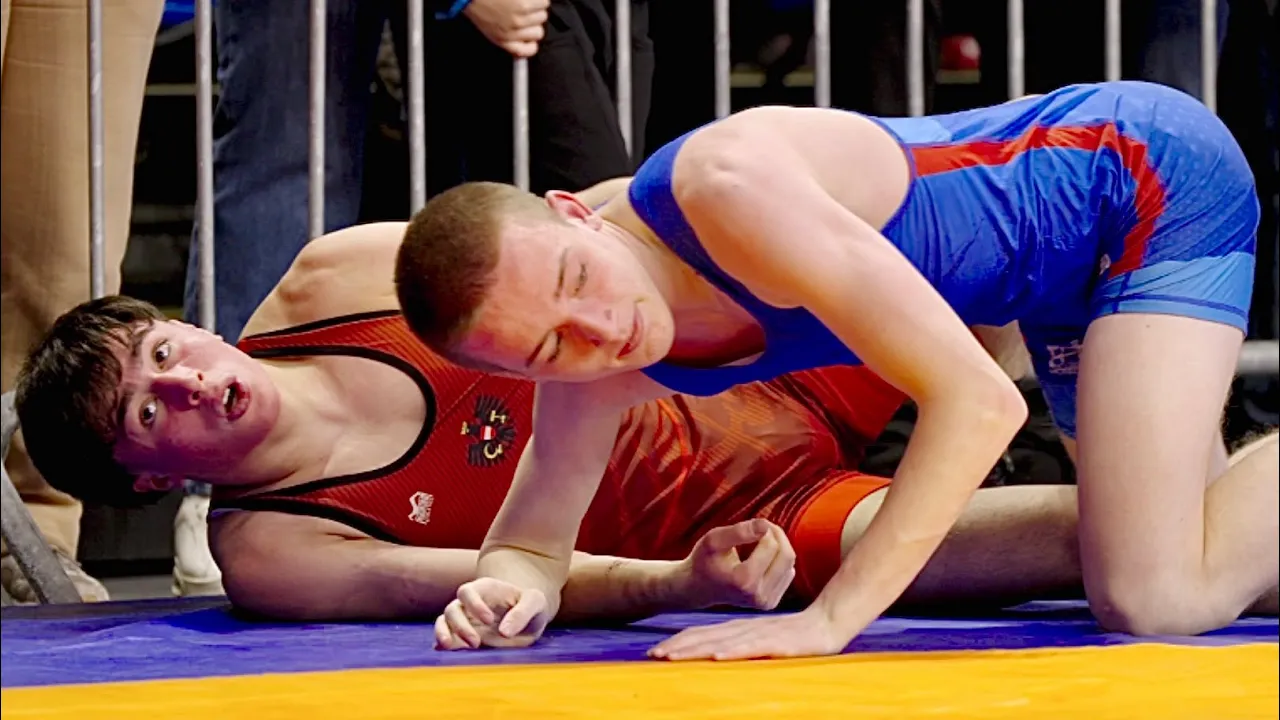 U17 Abdullah Itchakaew (AUT) vs Vojtech Michna (CZE) 60kg. Freestyle boys wrestling. B-cam-man