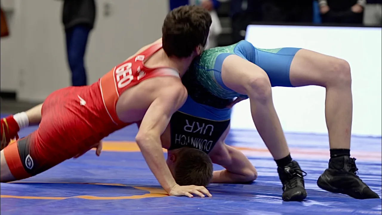 U17 Giorgi Aznaurishvili (GEO) vs Oleksandr Dumnych (UKR) 55kg. Greco-roman boys youth wrestling .