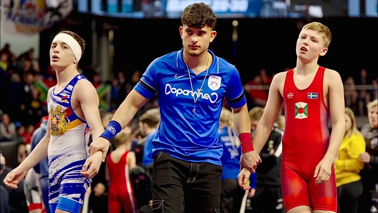 U15 Otto Otterdahl (SWE) vs Ararat Xemchyan (ARM) 52kg. Greco-roman boys youth wrestling tournament.