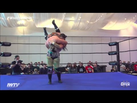 Gabby Forza Finisher on Dani Luna 