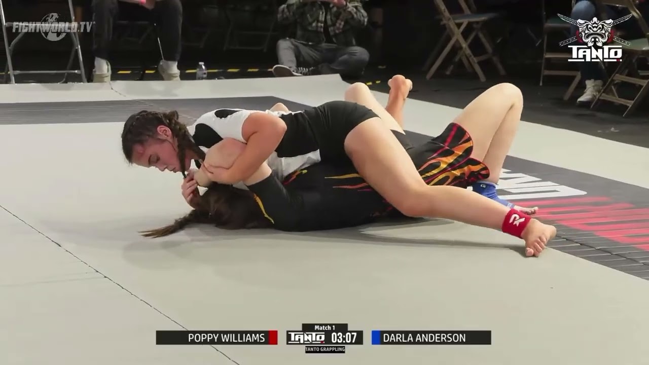 Darla full mounted nogi match