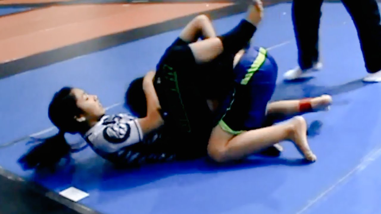 Boy Thought He Would Win… But Girl’s Submission Ended the Match 😱 | Grappling Wrestling**