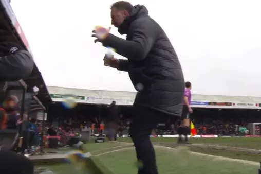 Grimsby VS Wolverhampton Wanderers Highlight