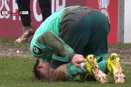 Grimsby VS Wolverhampton Wanderers Highlight