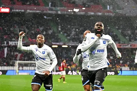 Metz VS AJ Auxerre Highlight