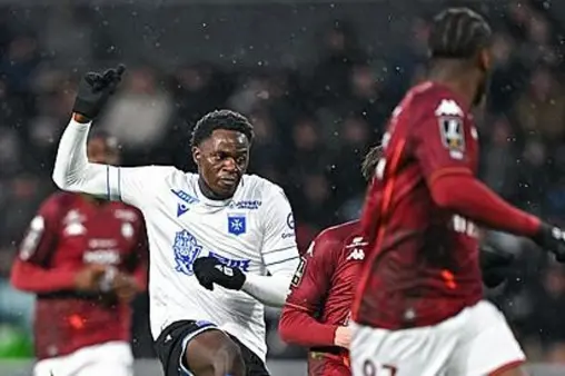 Metz VS AJ Auxerre Replay