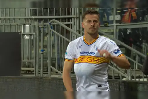 Cagliari VS Lecce Highlight