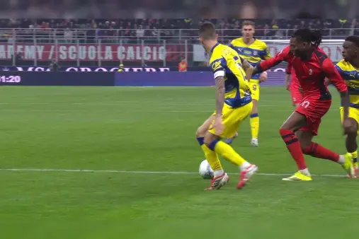 AC Milan VS Parma Highlight