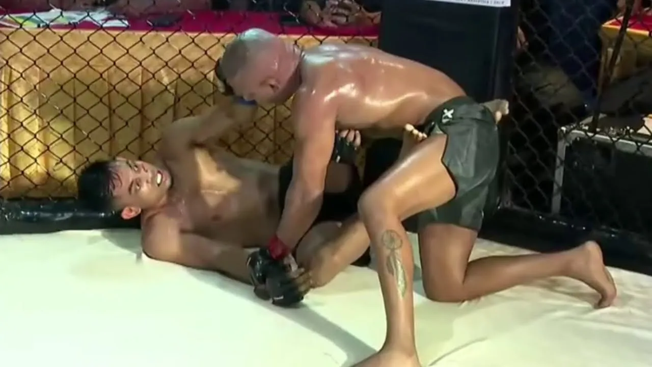 Akib Ali (West Bengal) vs Rayyan Butt (Maharashtra) | MMA Fight | IFFC 2 | Indian MMA | Bangalore