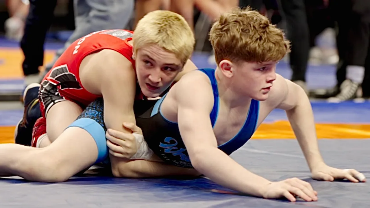 U15 Rocky Thompson (USA) vs Rocco Gannon (USA) 52kg. Freestyle boys youth wrestling tournament.