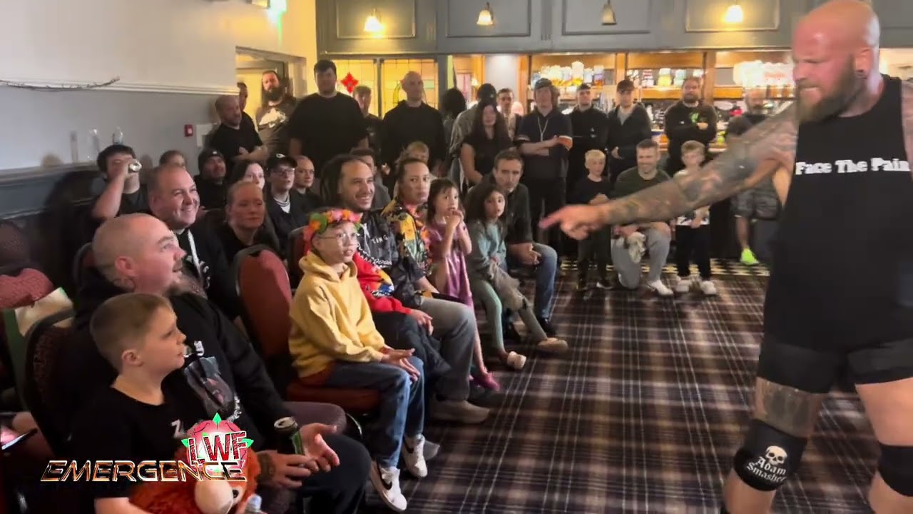 🤼 ADAM SMASHER Vs THE VOID 🤼‍♀️