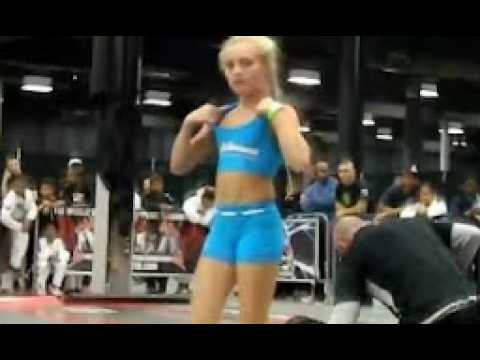 Girl vs Boy BJJ fights Girl destroys boy in Brazilian Jiu Jitsu! Girl Humiliate Boy BJJ FIGHT.