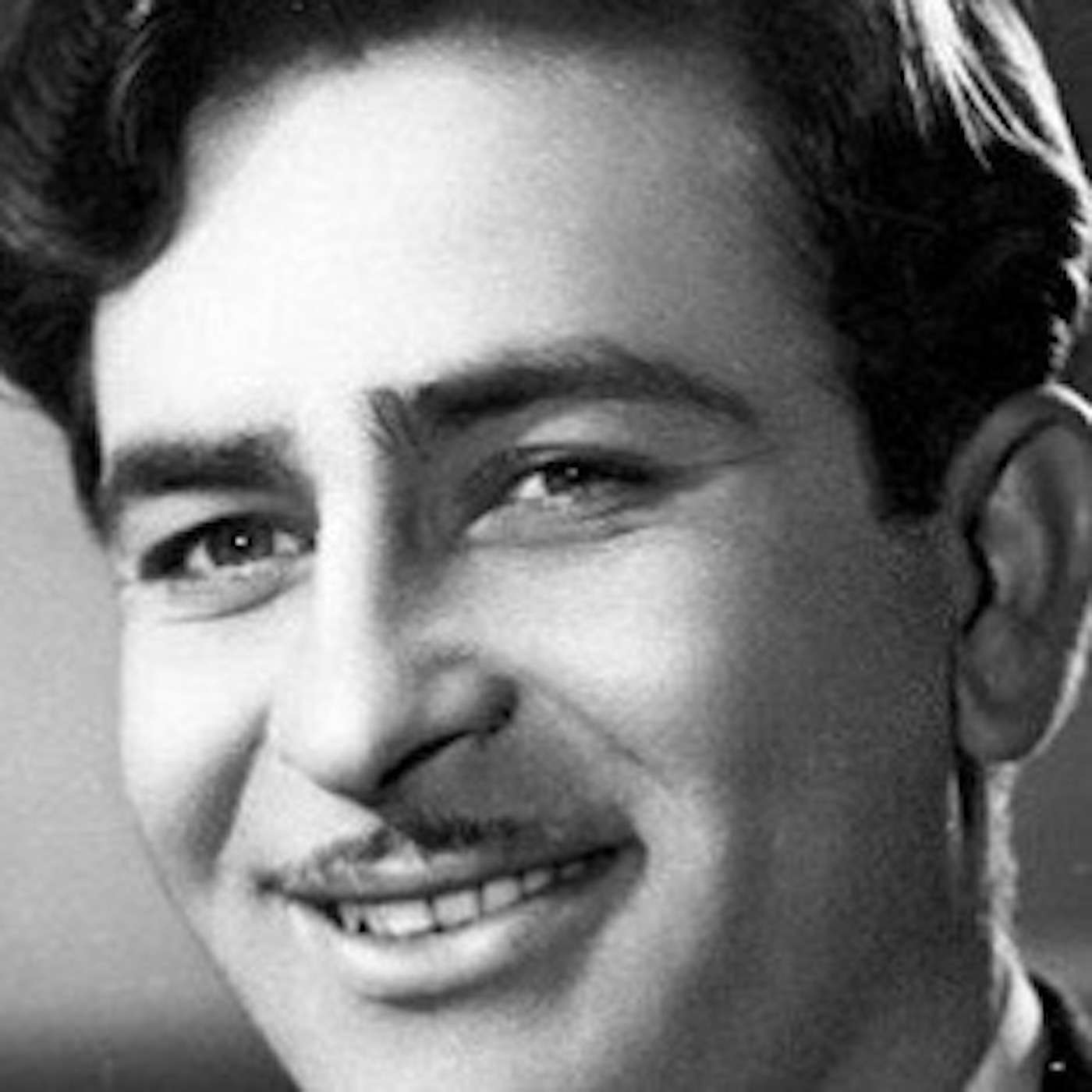 hamein to hans ke sitaaron ne bhi nahin dekha, nazar mila ke bahaaron ne bhi nahin dekha, kisi nigaah ki zu’rrat hamein pasand nahin, ye dillagi ye sharaarat hamein pasand nahin, payaam-e-ishq-o-mohabbat hamein pasand nahin