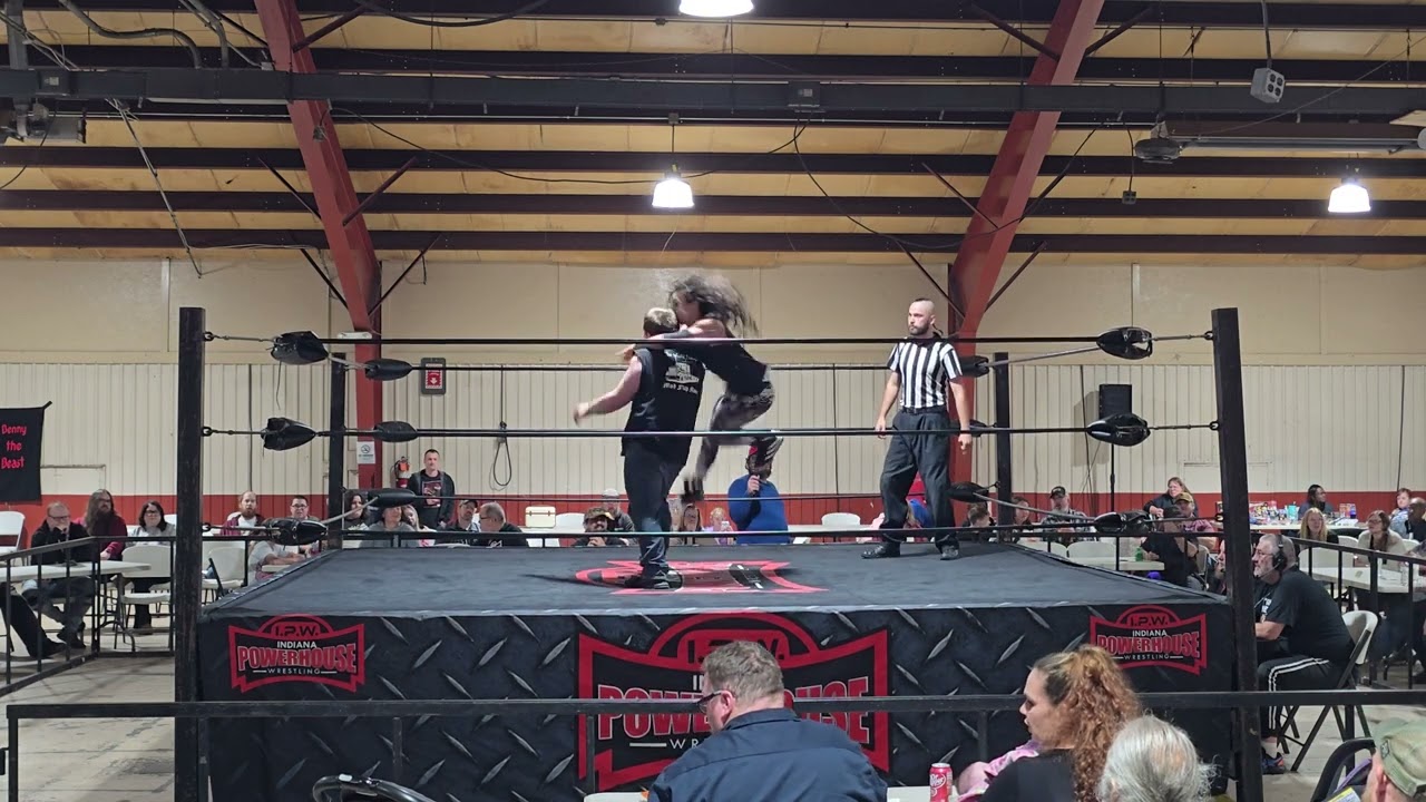 Lupin Fiasco vs Hayden Hekk (Pitbull Powerhouse Training Center Student Showcase) - IPW 11/9/24