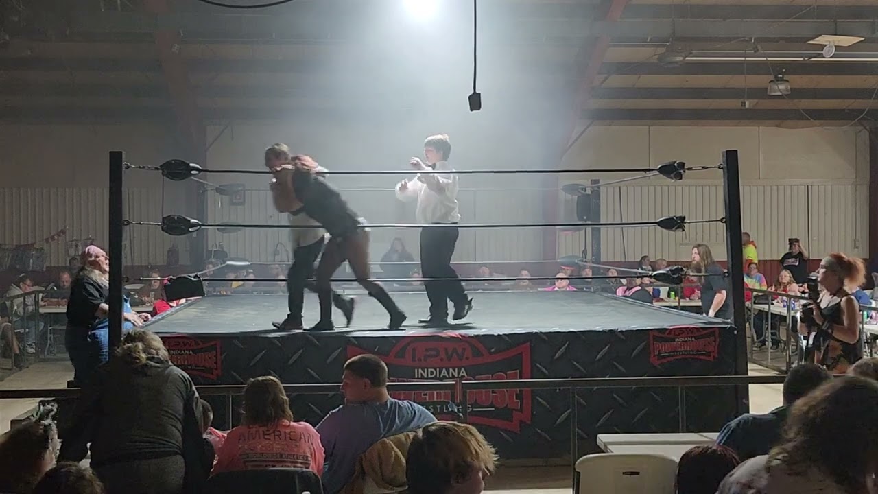 Brother Lupin vs Shelby - IPW 10/14/23