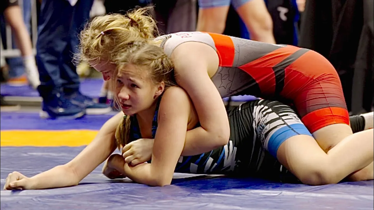 U13 Sofija Platonova (LAT) vs Ketely Alpius (EST) 73kg. Women girls youth wrestling. B-cam-man