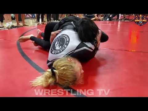 WOMEN Grappling | TOP CONTROL PRESSURE 💥🤯#wrestling #grappling #mma #bjj 