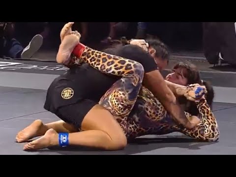 Girl vs Girl Jiu-Jitsu Fight – Who Wins the Final Round?