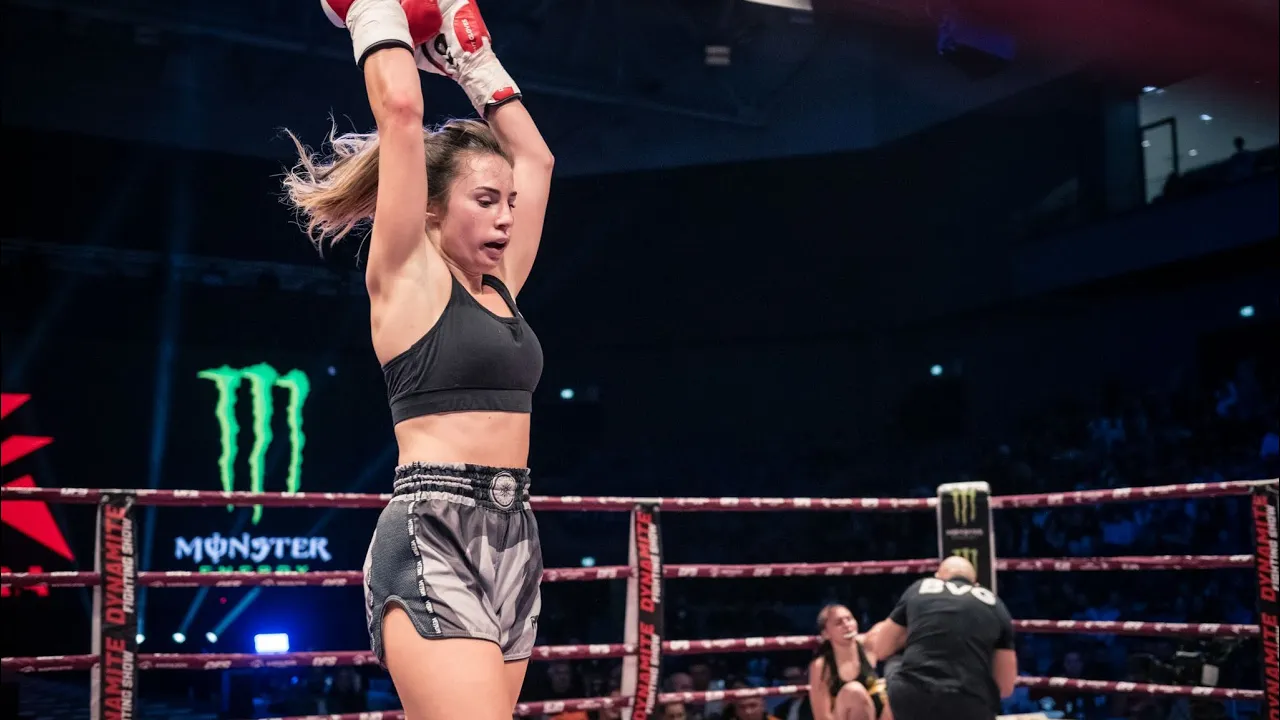 Debut spectaculos pentru Regina Ana Balaș chiar acasă la Pitești