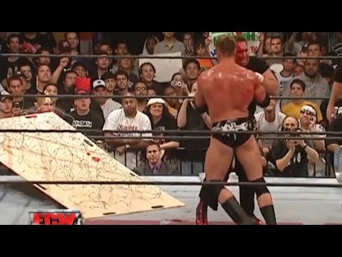 WWE 100 Extreme Moments of 2006 (KMYK)