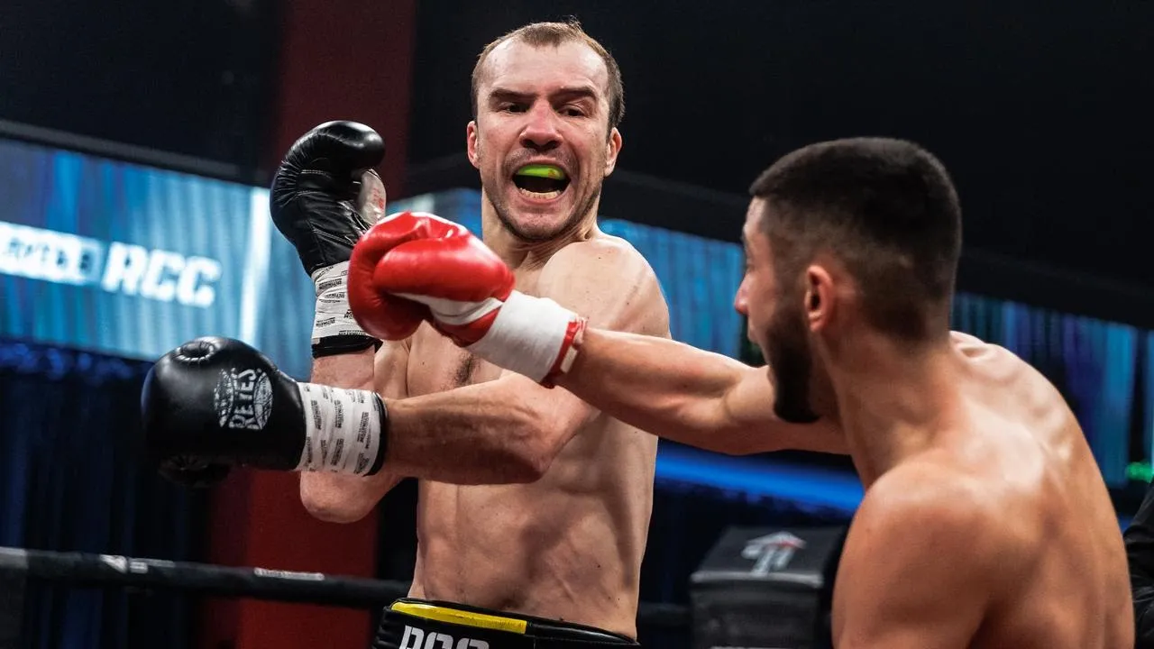 Кулачник против боксера: Артем Зиновьев vs Орхан Каримов