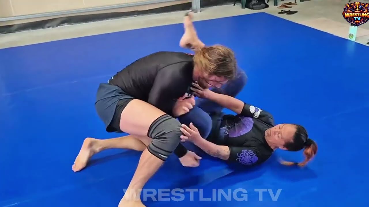 GRAPPLING GIRL VS BOY π€π₯#grappling #mma #martialarts #wrestling