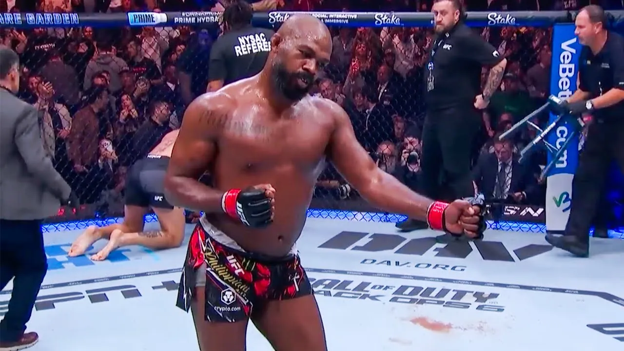 Cuando Luchadores Arrogantes de la UFC Destruyeron a sus Oponentes! – Parte 2