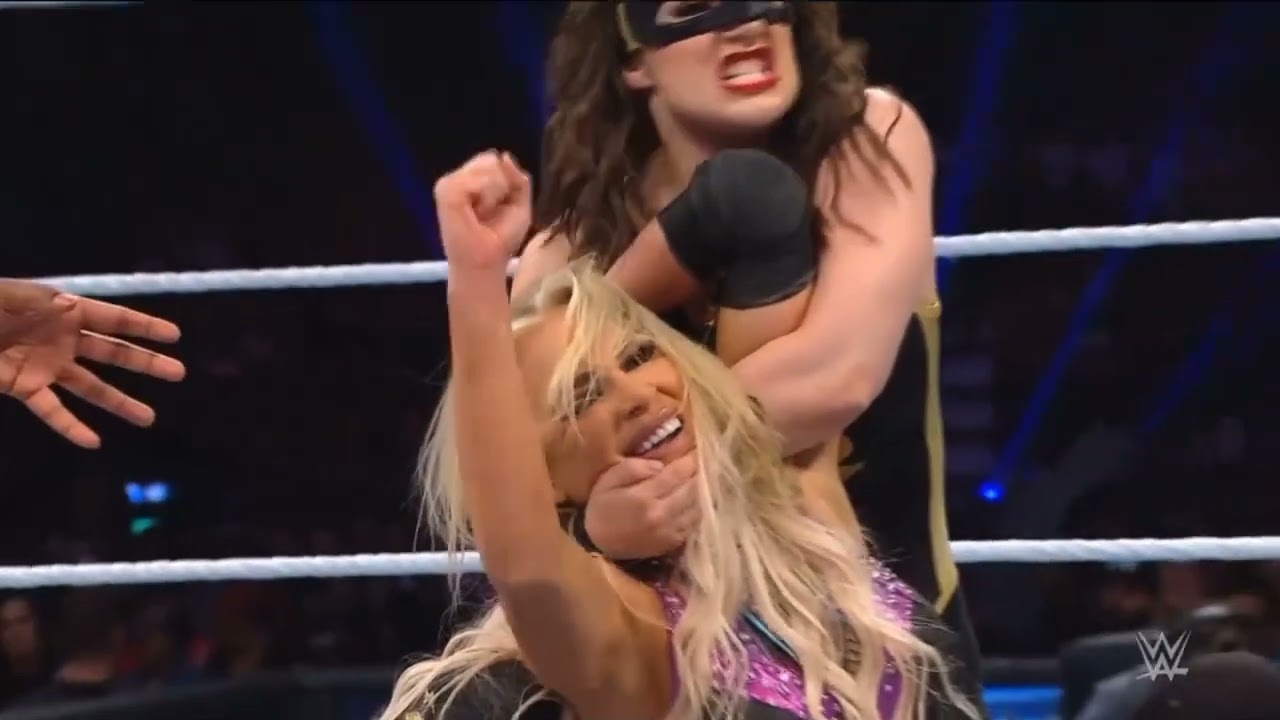 HIGHLIGHTS - DANA BROOKE & TAMINA VS NIKKI A.S.H. & DOUDROP