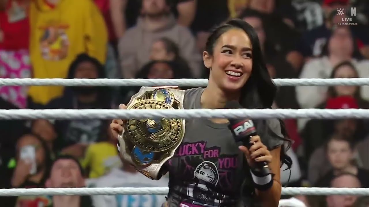 AJ Lee Ring Segment