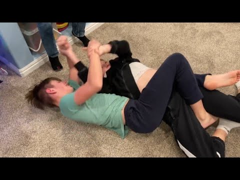 BOY CAN’T ESCAPE 😲 GIRL DOMINATES MATCH #bjj #nogi #jiujitsu #wrestling 