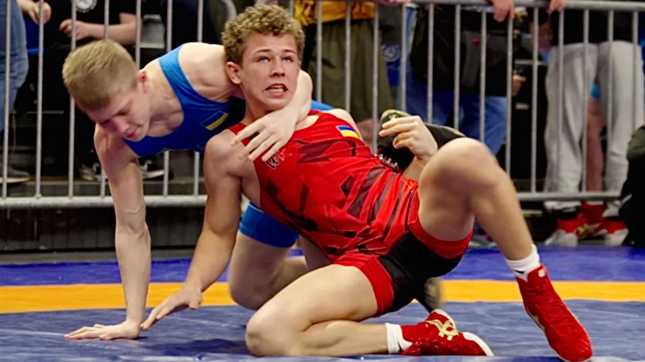 U15 Heorhiy Pushkarevskyy (UKR) vs Nazar Bilyi (UKR) 57kg. Freestyle boys youth wrestling. B-cam-man