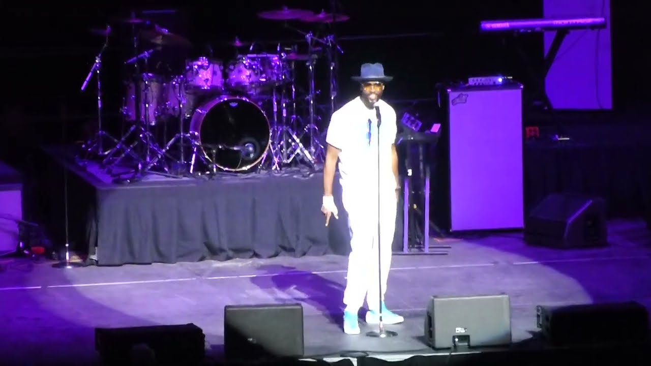 Montell Jordan at Freestyle Explosion Throwback Jam at Amway Center in Orlando, FL