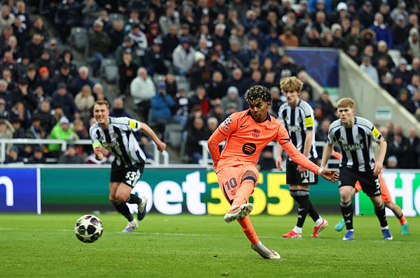 Newcastle United VS Barcelona Highlight