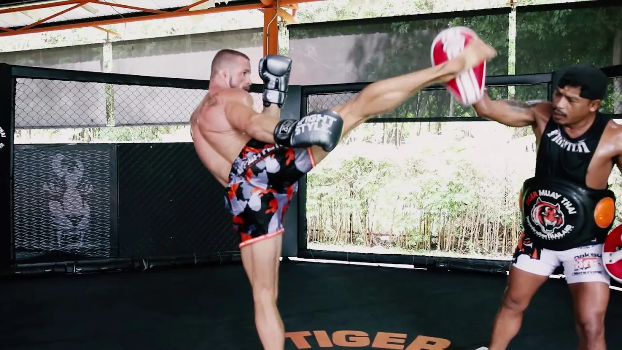Vitaly Bigdash training for ONE Championship Middleweight Title fight