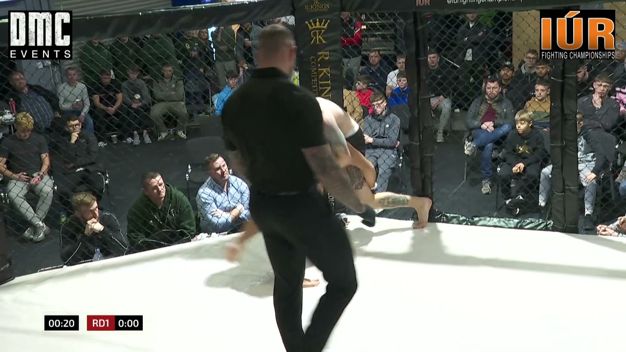 IÚR FC 2 - Adam McEnroe vs Dewi Harrison