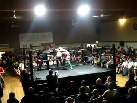Tyler Colton vs Black Dragon - ICW