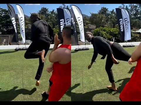 Jon Jones casually showed off his spinning back kick 🔥😅