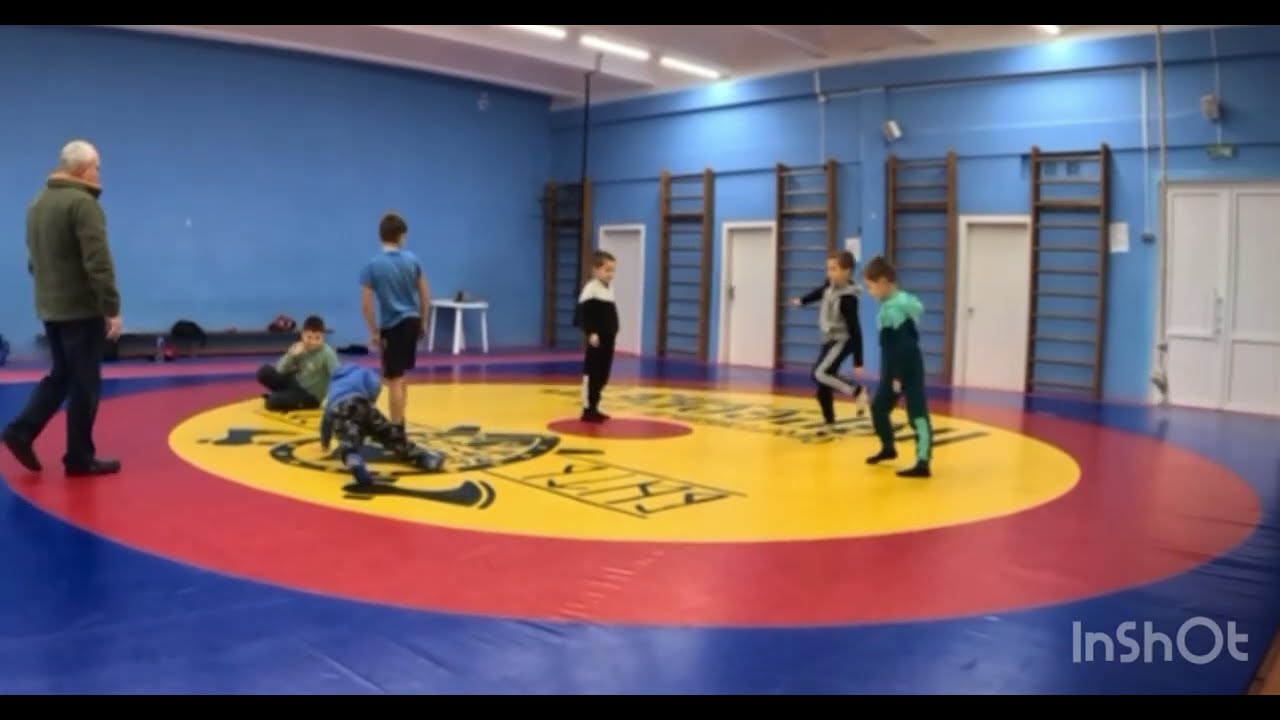 Игры с малышами , 1 декабря 2025 г.