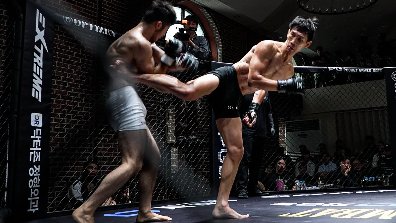 환상적인 뒤후려차기.. 울프 vs 사이보그