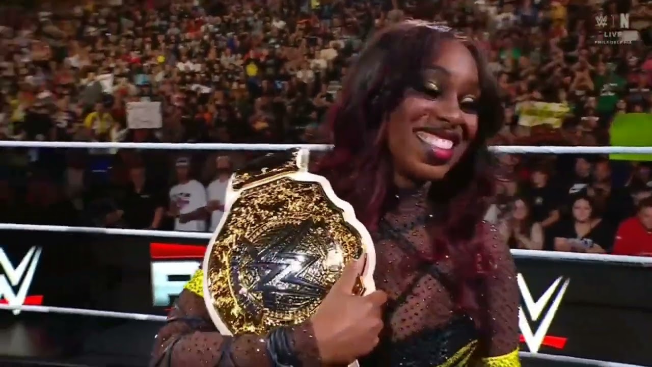 WWE RAW NAOMI ENTRANCE 08/18/25 