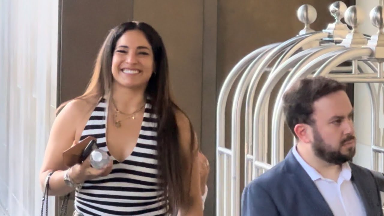 [4K] WWE Superstars spotted in Perth for WWE Crown Jewel 