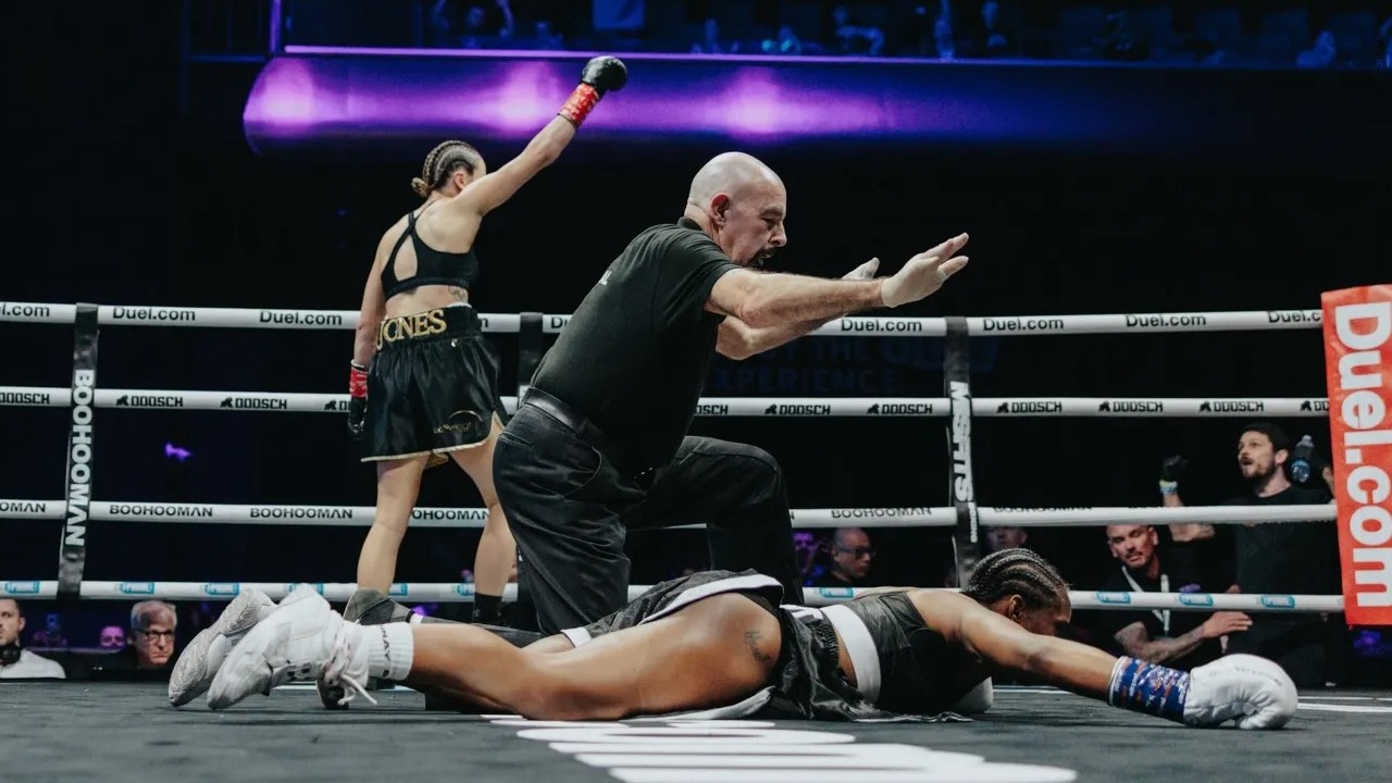 Best Knockouts in Womens Boxing 15