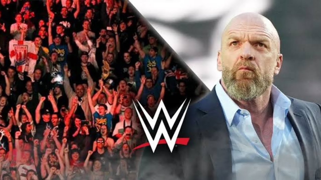 3 Times when WWE Crowd Hijack the WWE.