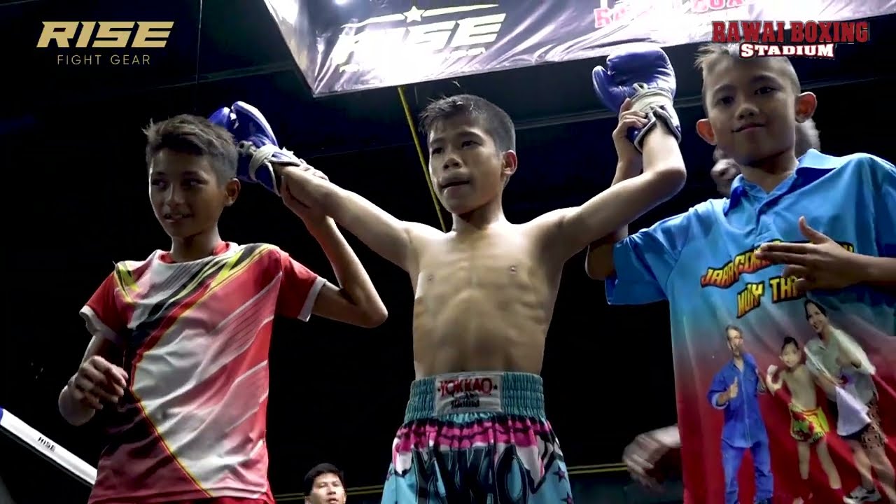 🇹🇭 Thailand’s Next Generation – Teen Pro Fighters Show Skill & Technique in Muay Thai! 🥊