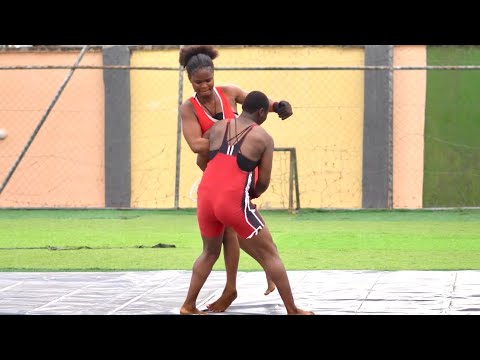 “Power and Grace: Epic Women’s Wrestling Throw in African Wrestling Uncommon Training”
