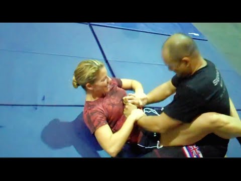 Unexpected Winner 🏆| Girl vs Boy Grappling Fight 😱 #grappling #martialarts 