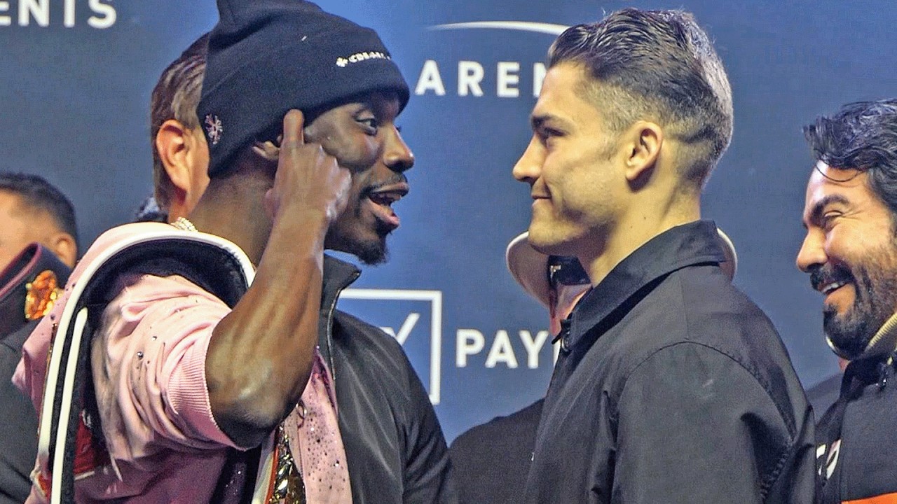 Richardson Hitchins STEPS TO Oscar Duarte! | FACEOFF | DAZN Boxing