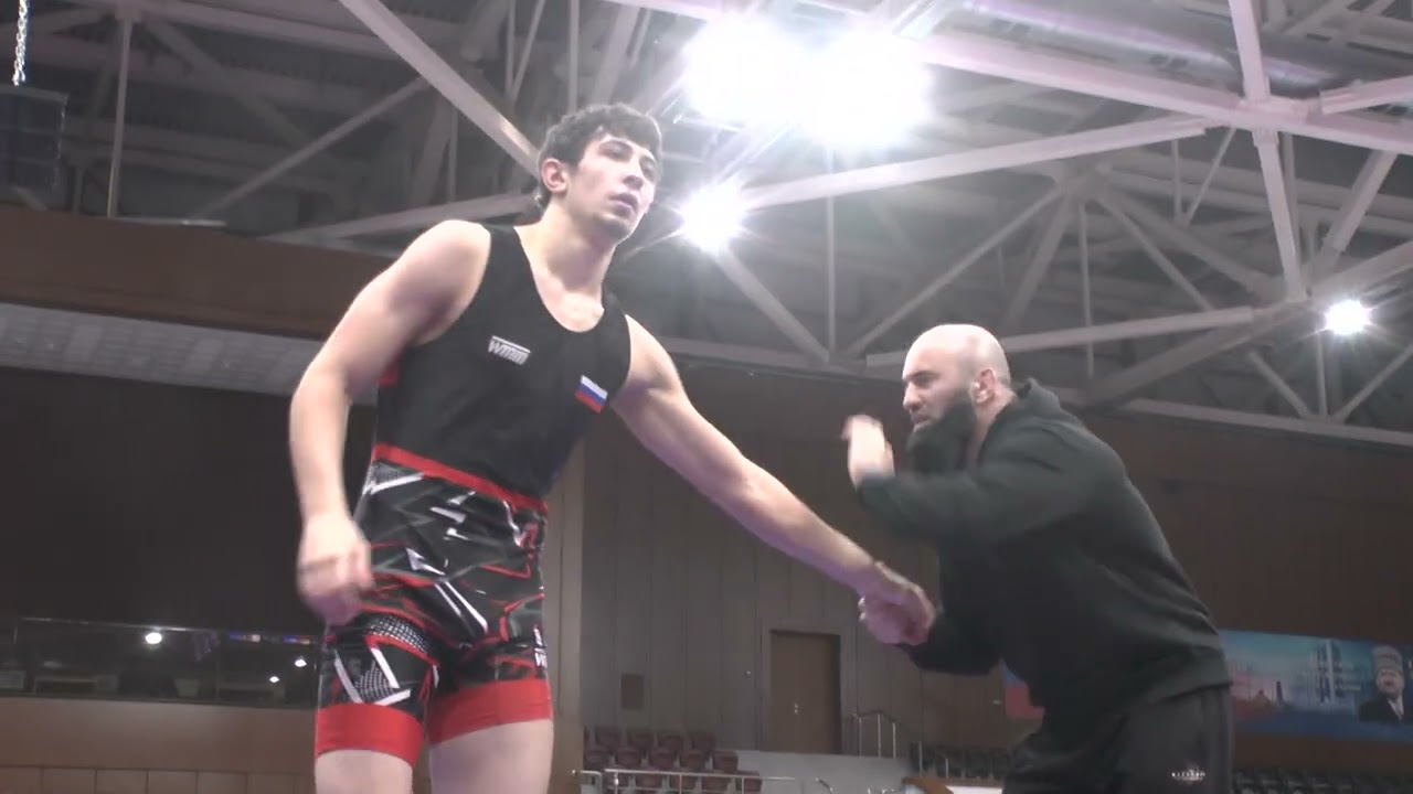 Ислам Сурхаев (Дагестан) - Умар Булгучев (Чечня)