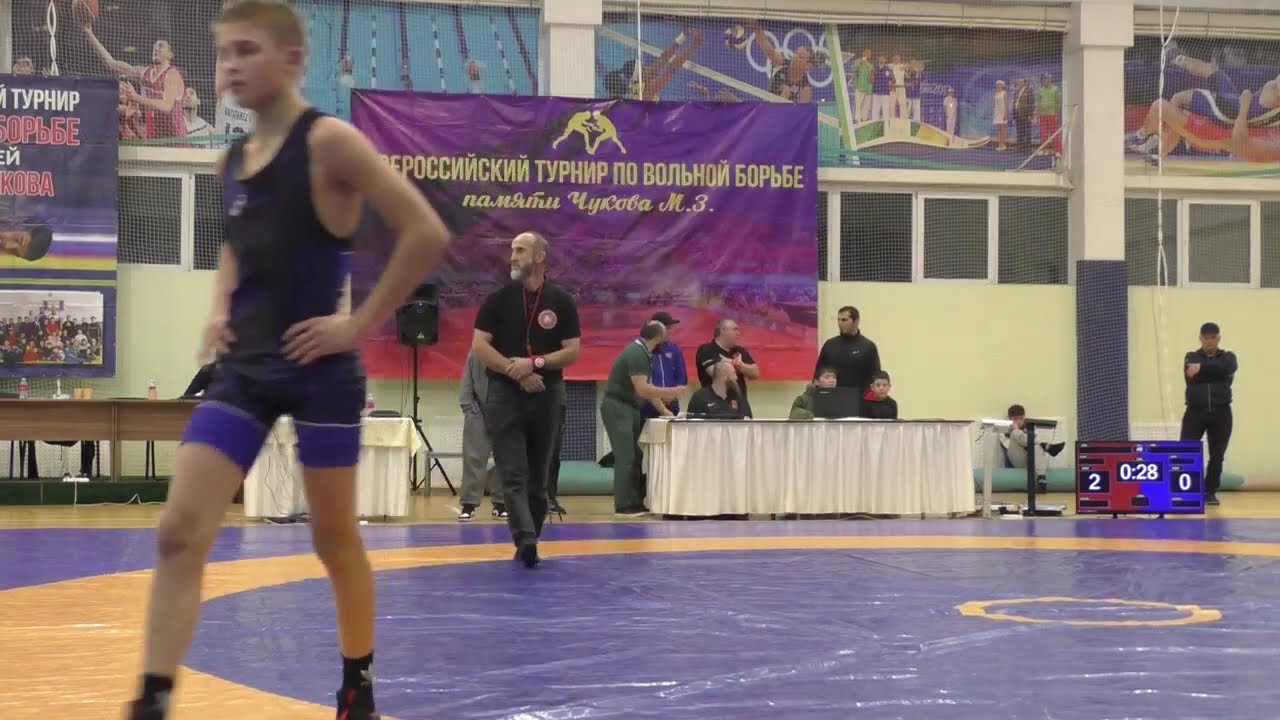 Магомедрасул Гусенов (Дагестан) - Уазир Богатырёв (Адыгея)